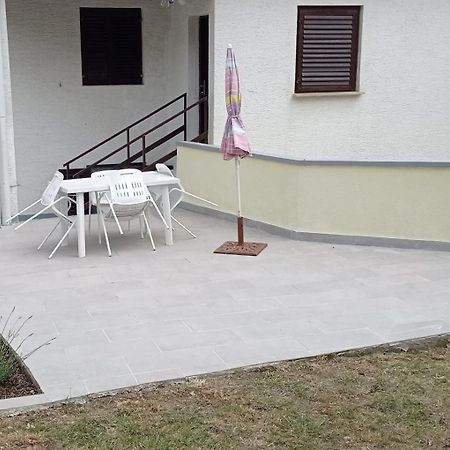 Apartments Tatjana Martinšćica Buitenkant foto