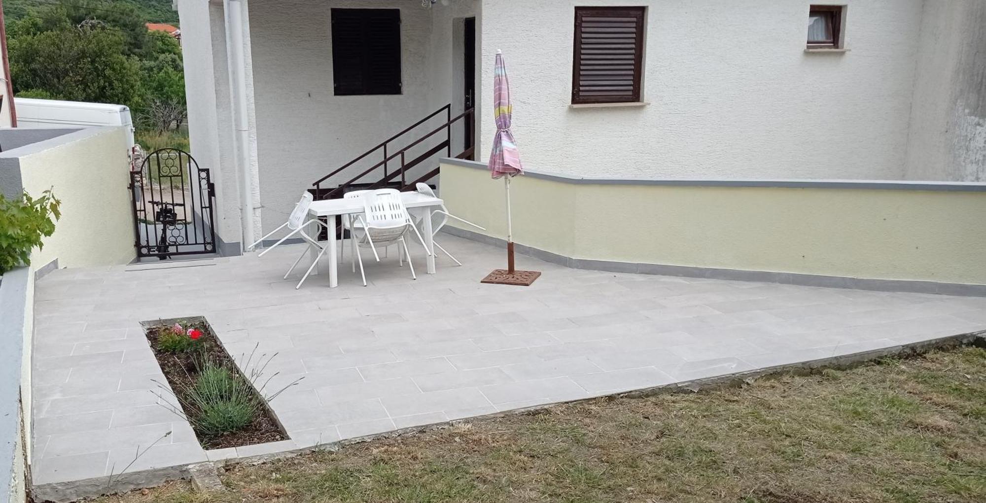 Apartments Tatjana Martinšćica Buitenkant foto
